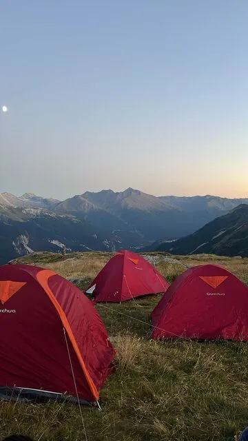 © 6123ba49-2481-4097-ad4a-d807f8d5ba80.JPG - Neige et Soleil