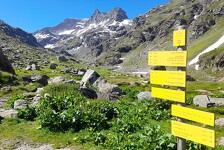 © Tour de la  roche d'Etache - Rando pédestre 2 jours_Val-Cenis - CCHMV - MF. Rigolet