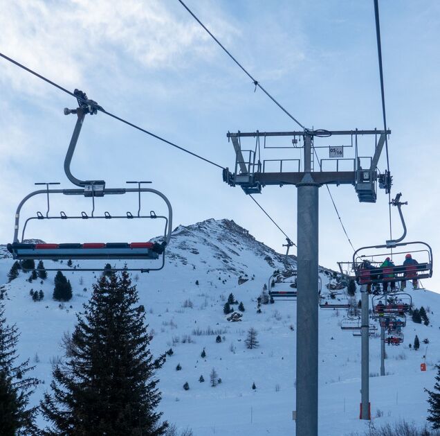 © Nature & Ski - Economie d'énergie sur les remontées mécaniques_Val-Cenis - R.Salles - OTHMV