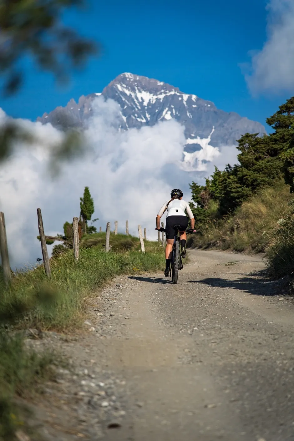 © Cross-country mountain biking: Pré Chamois - A Pernet