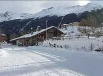 © Winter Camping and Caravanning in Val Cenis- V. Robin