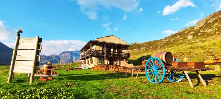 Restaurant of the refuge Le Petit Mont Cenis