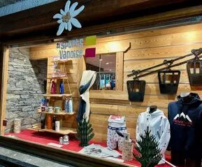 © Magasin Sports Vanoise à Val Cenis-Lanslevillard - V.Charon