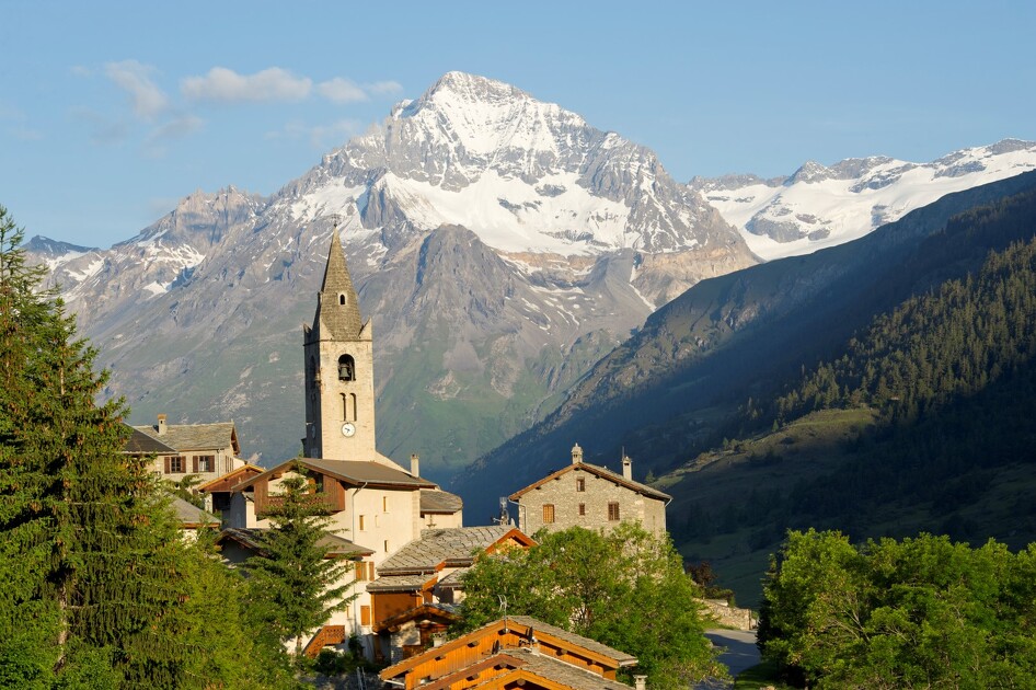 © L'Eglise Saint-Michel de Val Cenis Lanslevillard - Haute Maurienne Vanoise Tourisme - Gilles LANSARD