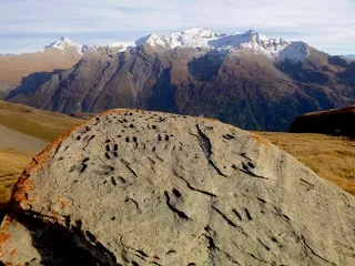 © VISITE EN JOURNÉE DES ROCHES GRAVÉES_Val-Cenis - Christian Vair