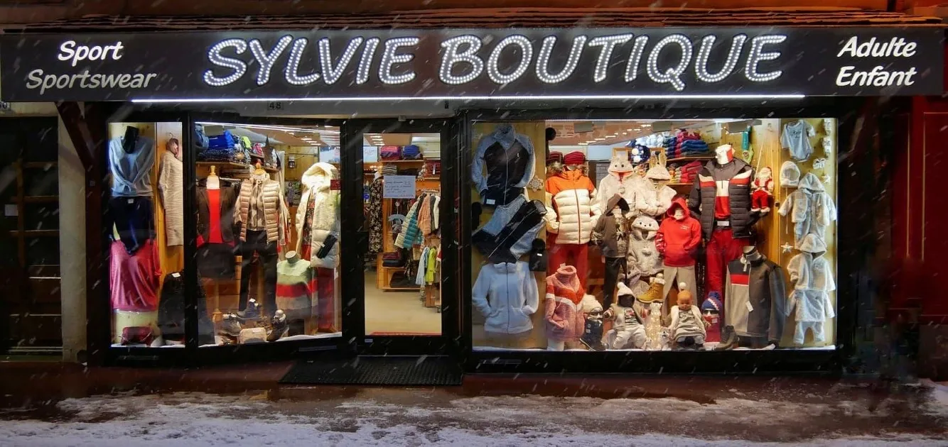 © A Val Cenis magasin de prêt à porter Sylvie Boutique - Sylvie boutique