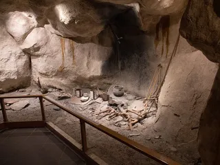 © Conférence : L'archéologie en Maurienne et les dernières découvertes - D. Cuvelier - OTHMV