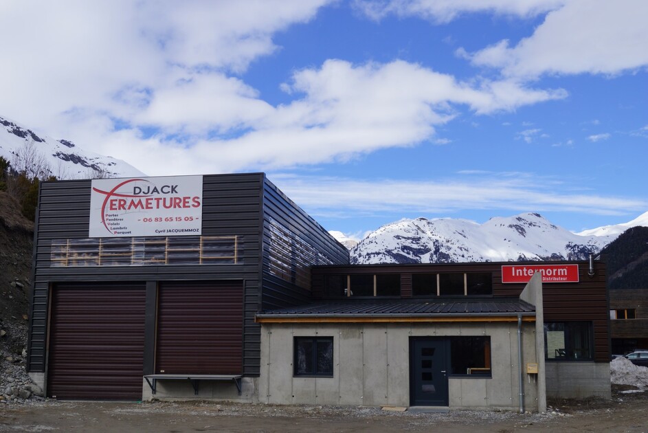© val-cenis-djack-fermetures-1 - Office de tourisme de Haute Maurienne Vanoise - Ingrid Pauwels Etiévant
