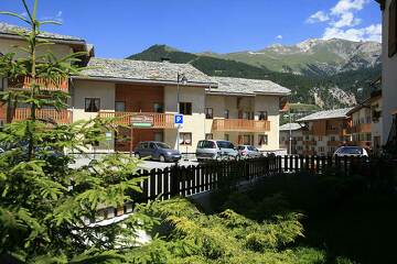 Residence de la Combe eté Aussois - MO.JL Rigaux - OT AUSSOIS