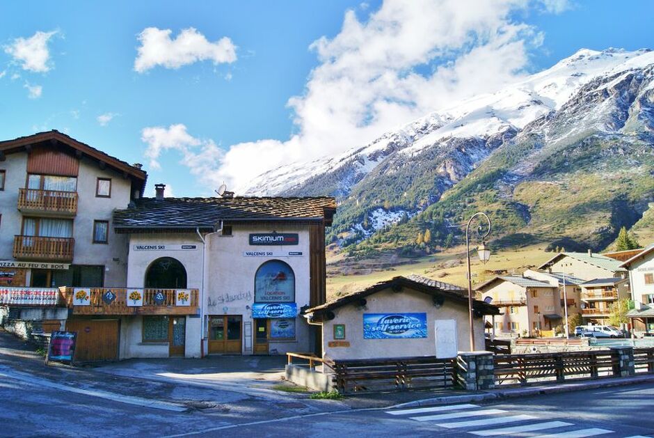 val-cenis-lanslevillard-résidence-saint-landry-dame-annie-jean