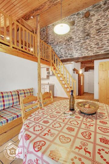 lanslebourg-val-cenis-la-pastorale-appartement-les-chardons-bermond-jean-marie - Gite de France