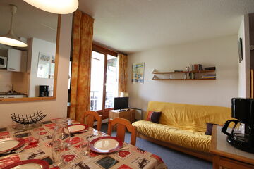 Triade - Studio 4 personnes ** - TRC036