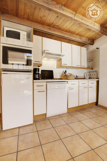 val-cenis-lanslebourg-la-pastorale-apartment-le-genepy-rental-8-persons-bermond-jean-marie - Gîtes de France