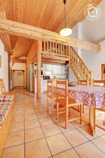 val-cenis-lanslebourg-la-pastorale-apartment-le-genepy-rental-8-persons-bermond-jean-marie - Gîtes de France