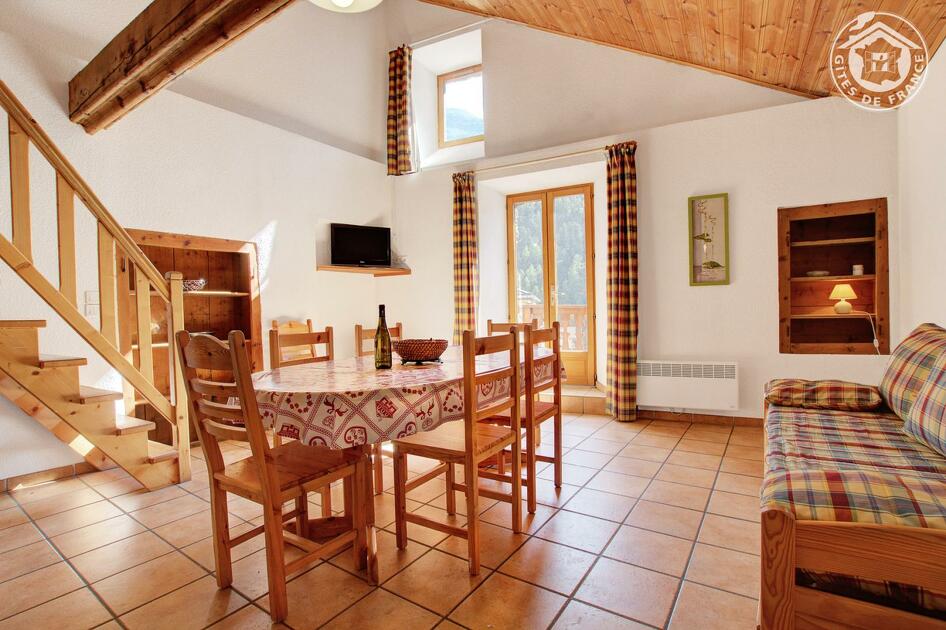 val-cenis-lanslebourg-la-pastorale-apartment-le-genepy-rental-8-persons-bermond-jean-marie - Gîtes de France