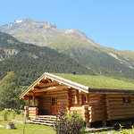 val-cenis-sollière-sardière-camping-le-chenantier-logement-insolite-yourte-cabane