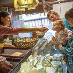 © val-cenis-lanslebourg-fromagerie-cooperative-laitiere - Coopérative laitière de Haute Maurienne Vanoise