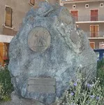 Monument van de hond Flambeau - docroger.over-blog.nl